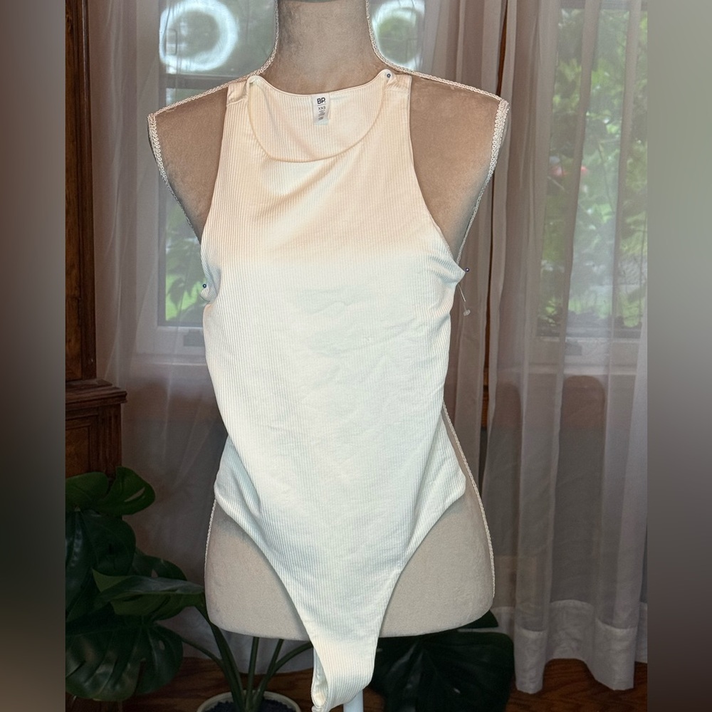 ☀️SUMMER CLEARANCE SALE☀️ BP White Sleeveless Bodysuit